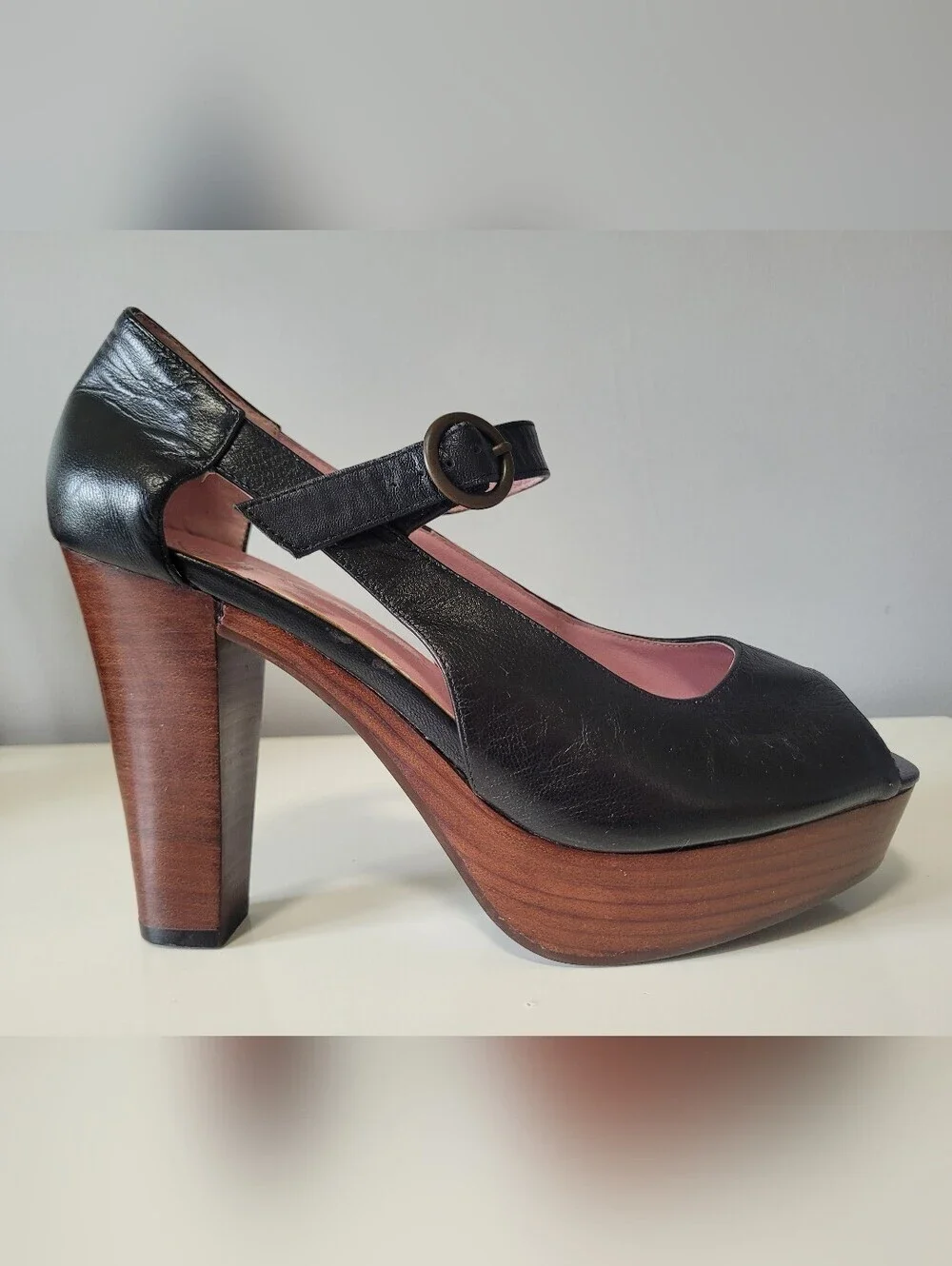 Jeffrey Campbell Dobrica Leather Wood Platform Mary Jane Pumps, GUC, Size 40
